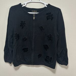 Cinnamon & Cinder Women XL Black Cardigan Sweater Velvet Leaf Applique Zip‎ Up